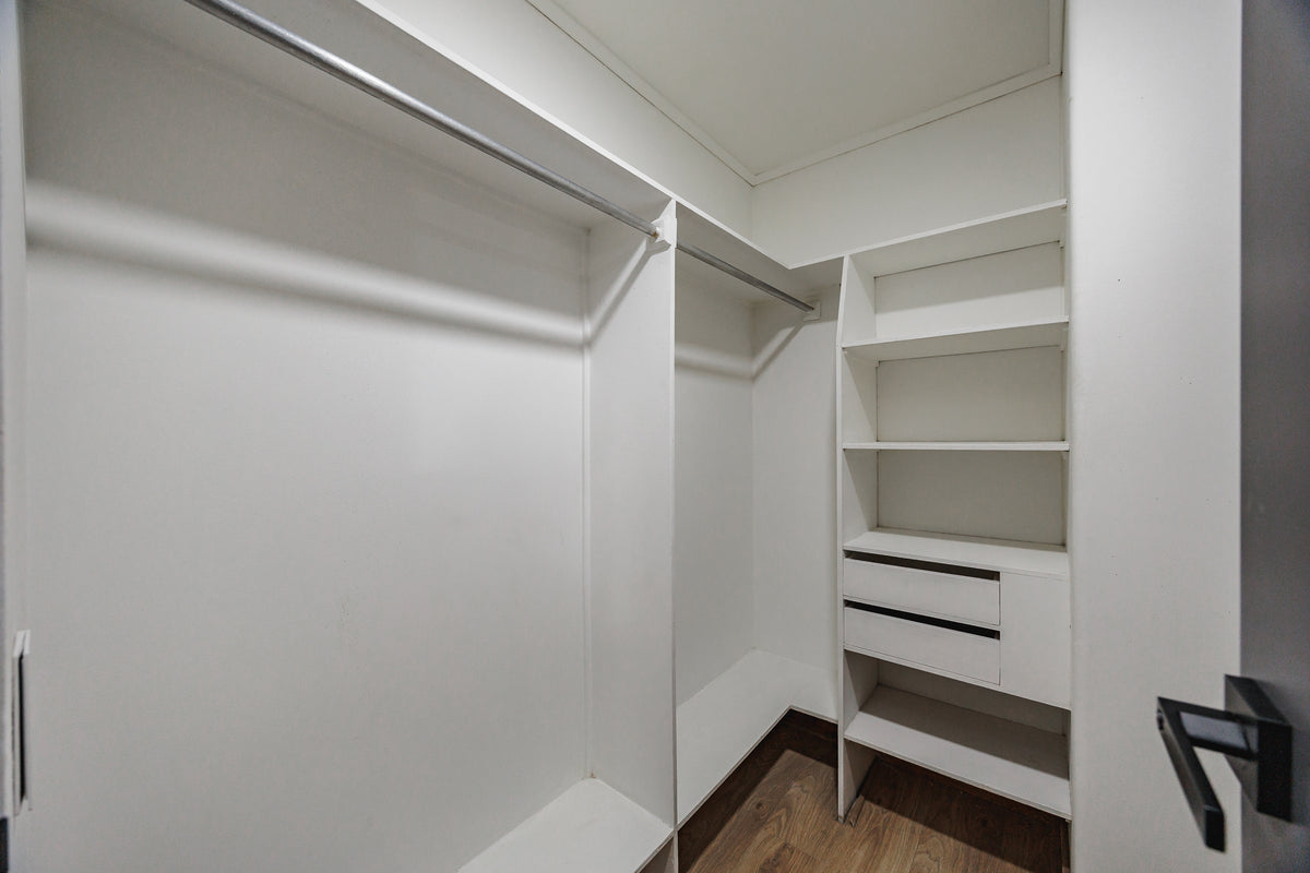 Modern Apartment with Green View &amp; A/C in the Golden Mile Sector