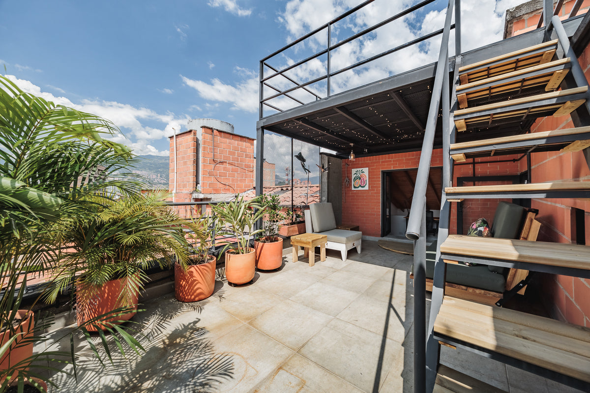 4-level penthouse in Laureles – near Parques del Río 
