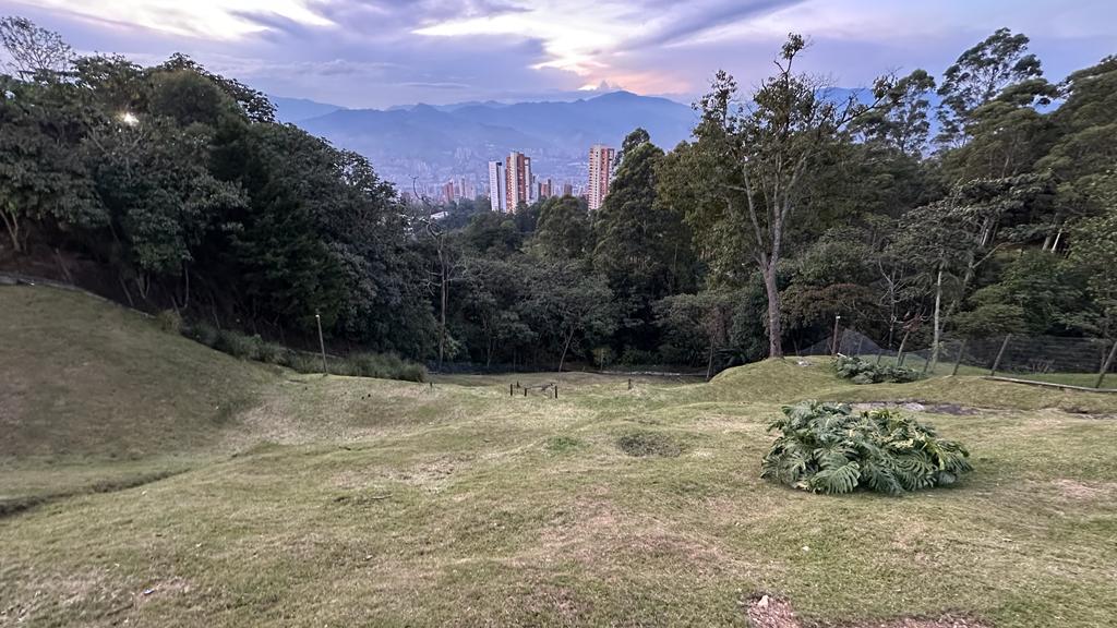 Lotes con vista panorámica de ciudad / El Tesoro