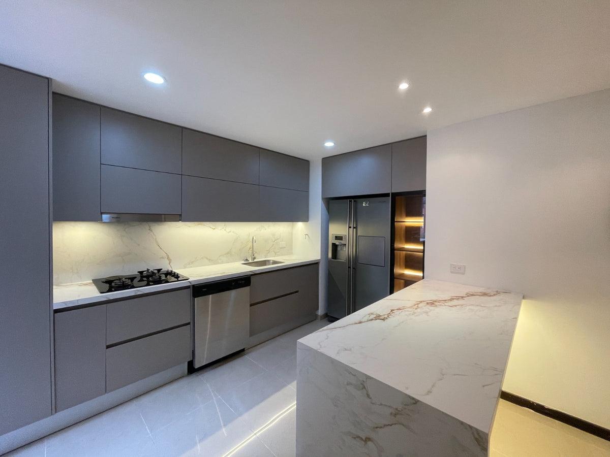 Apartamento con diseño contemporáneo en Loma de Las Santas, cerca a El Tesoro