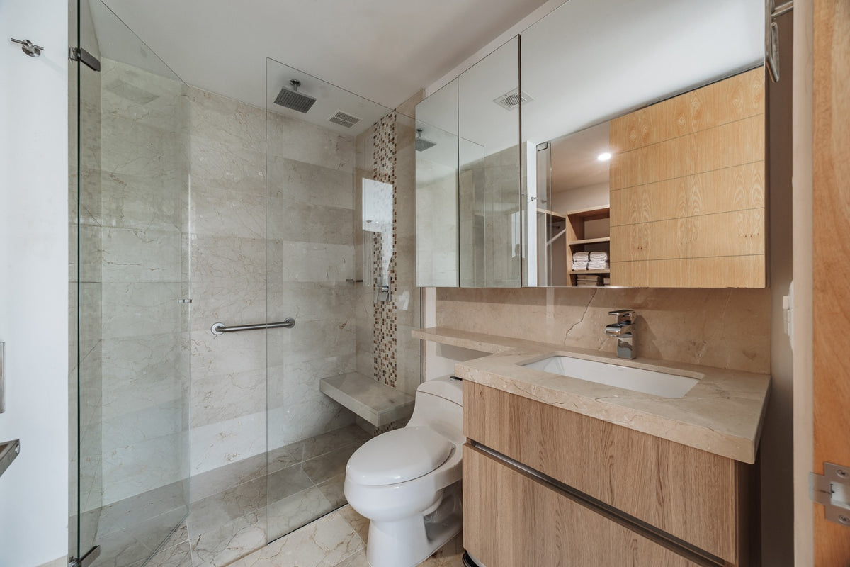 2 BR Serviced Apartment in El Tesoro Sector with A/C &amp; Pool 