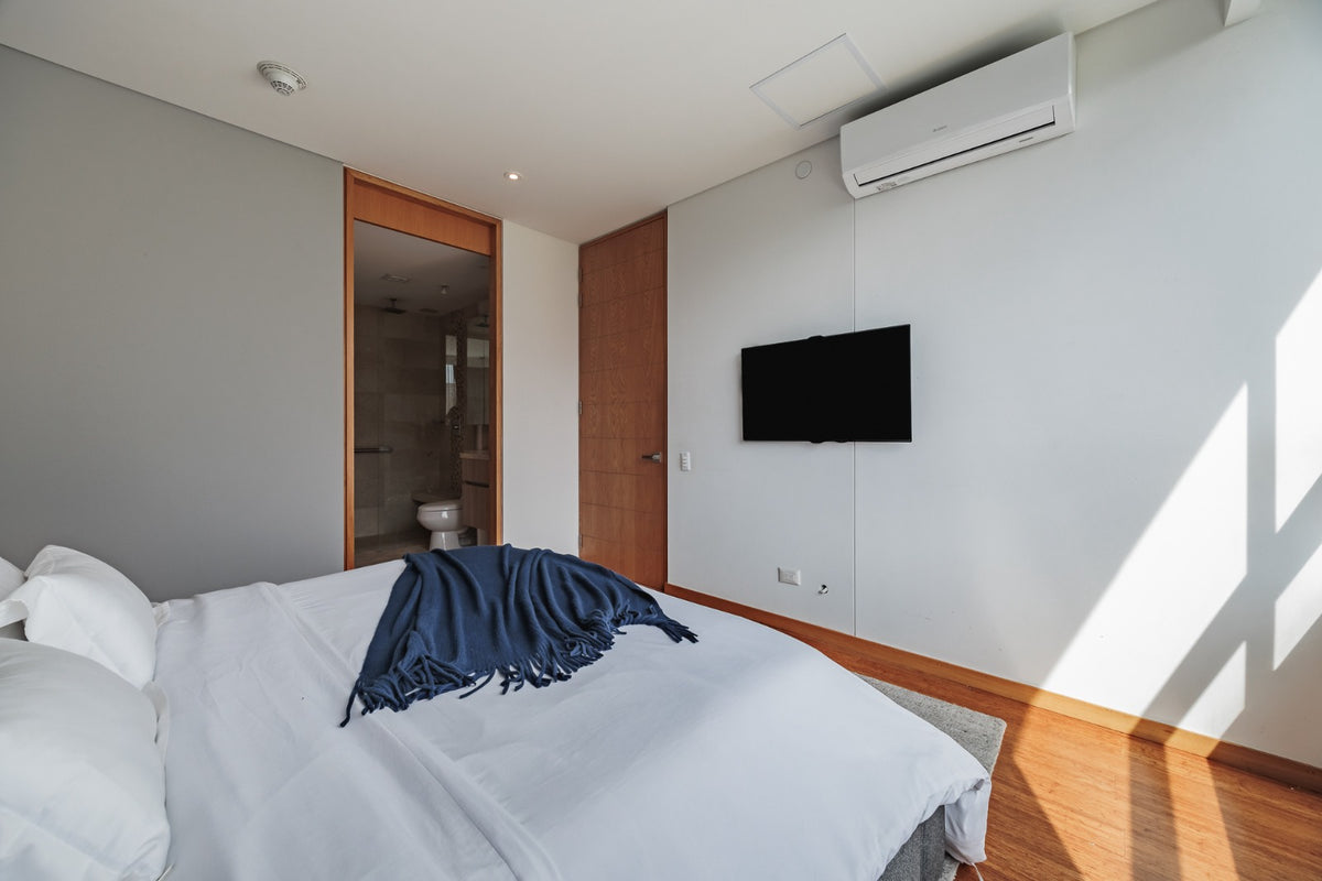 2 BR Serviced Apartment in El Tesoro Sector with A/C &amp; Pool 