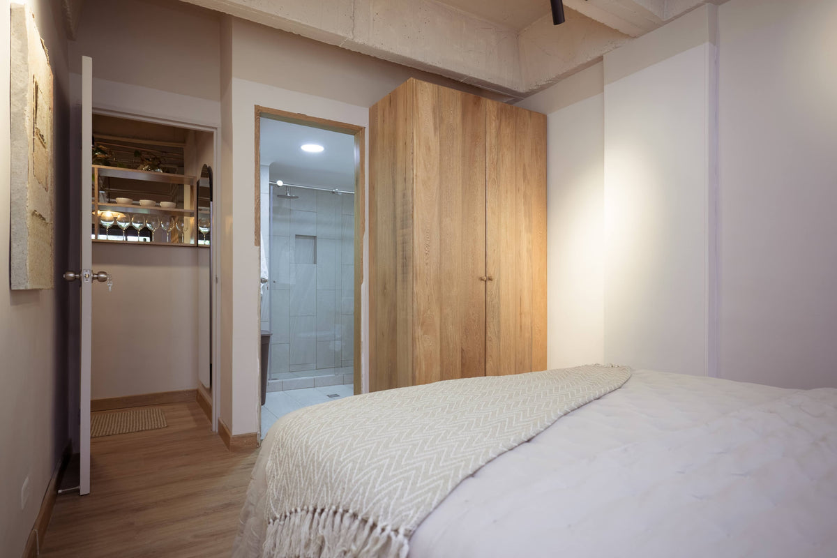 Remodeled Apartment in El Tesoro, El Poblado – Unique Style and Prime Location