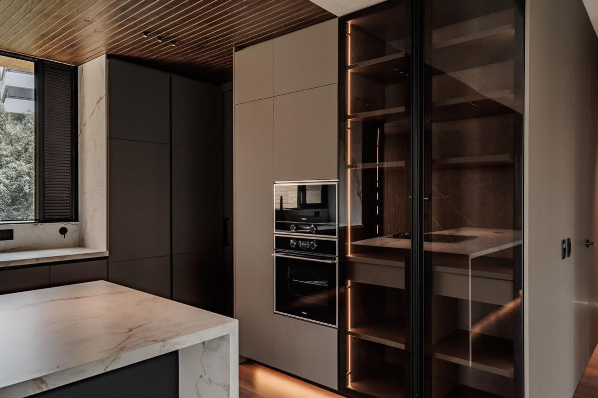 Apartamento Exclusivo en El Poblado, Cerca del Club Campestre – Terraza Privada y Comodidad