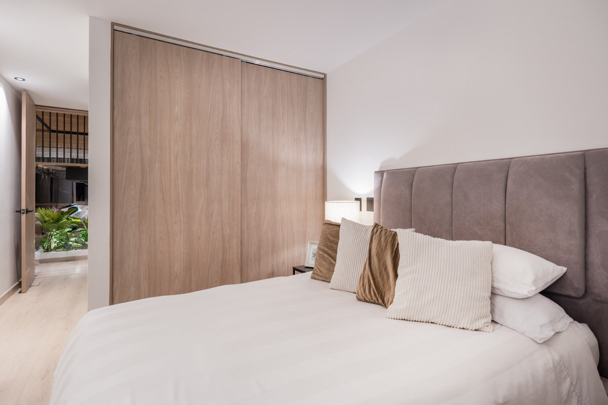 Apartamento Remodelado con Terraza & Jacuzzi Sector Castropol 5 BR