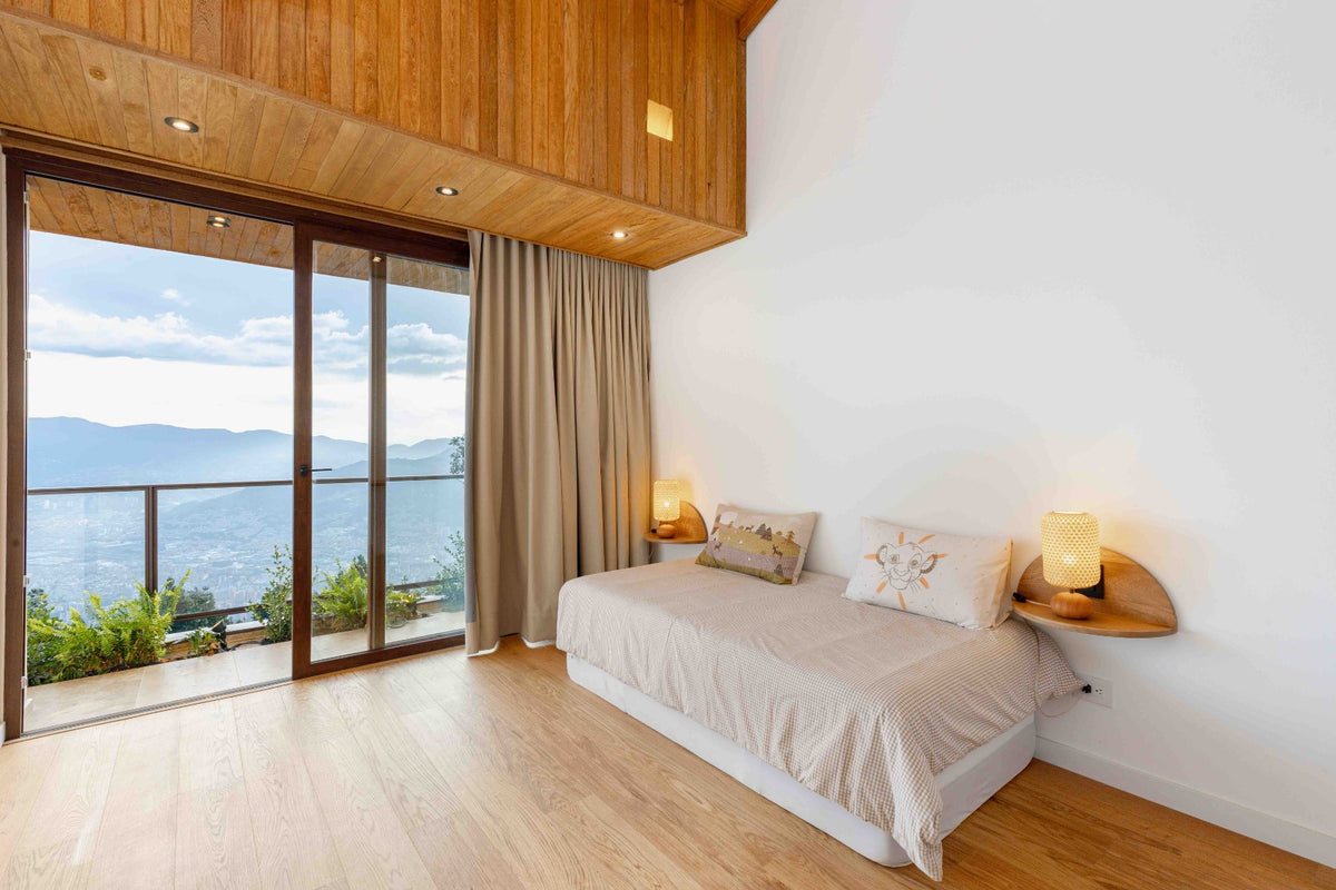 Casa de Lujo con Dos Viviendas en Las Palmas – Exclusividad, Naturaleza y Tecnología