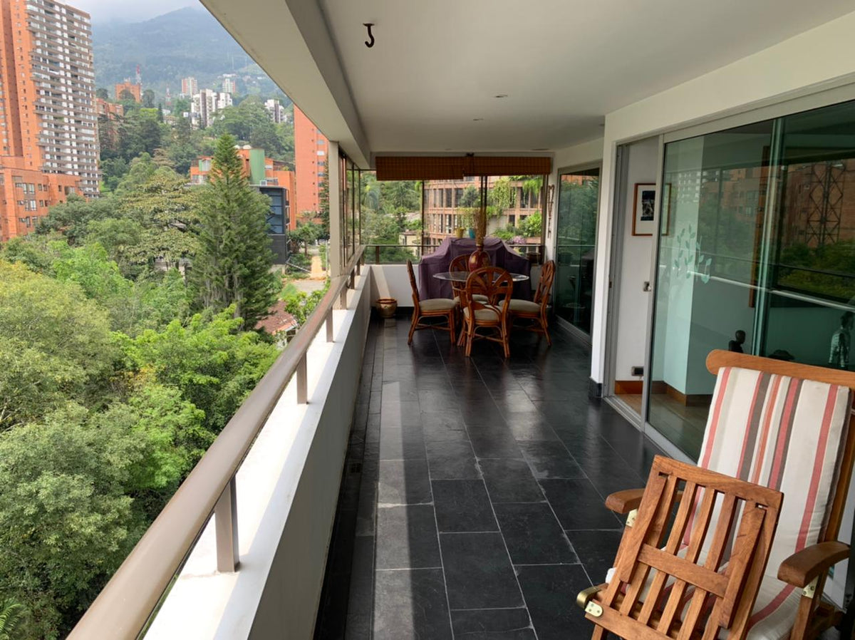 Apartment in the San Lucas Sector, Opportunity to Remodel
