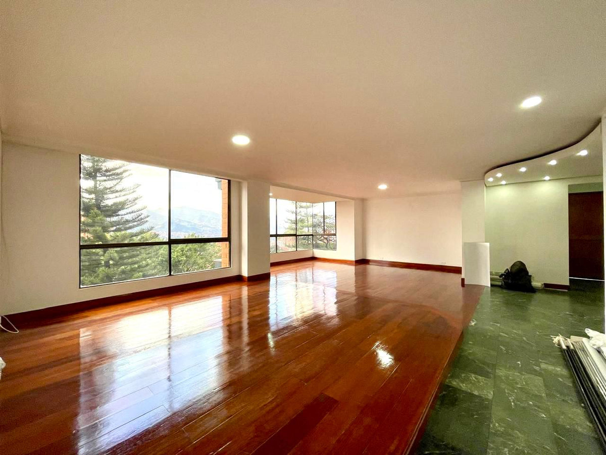 Apartment Opportunity to remodel San Lucas Sector