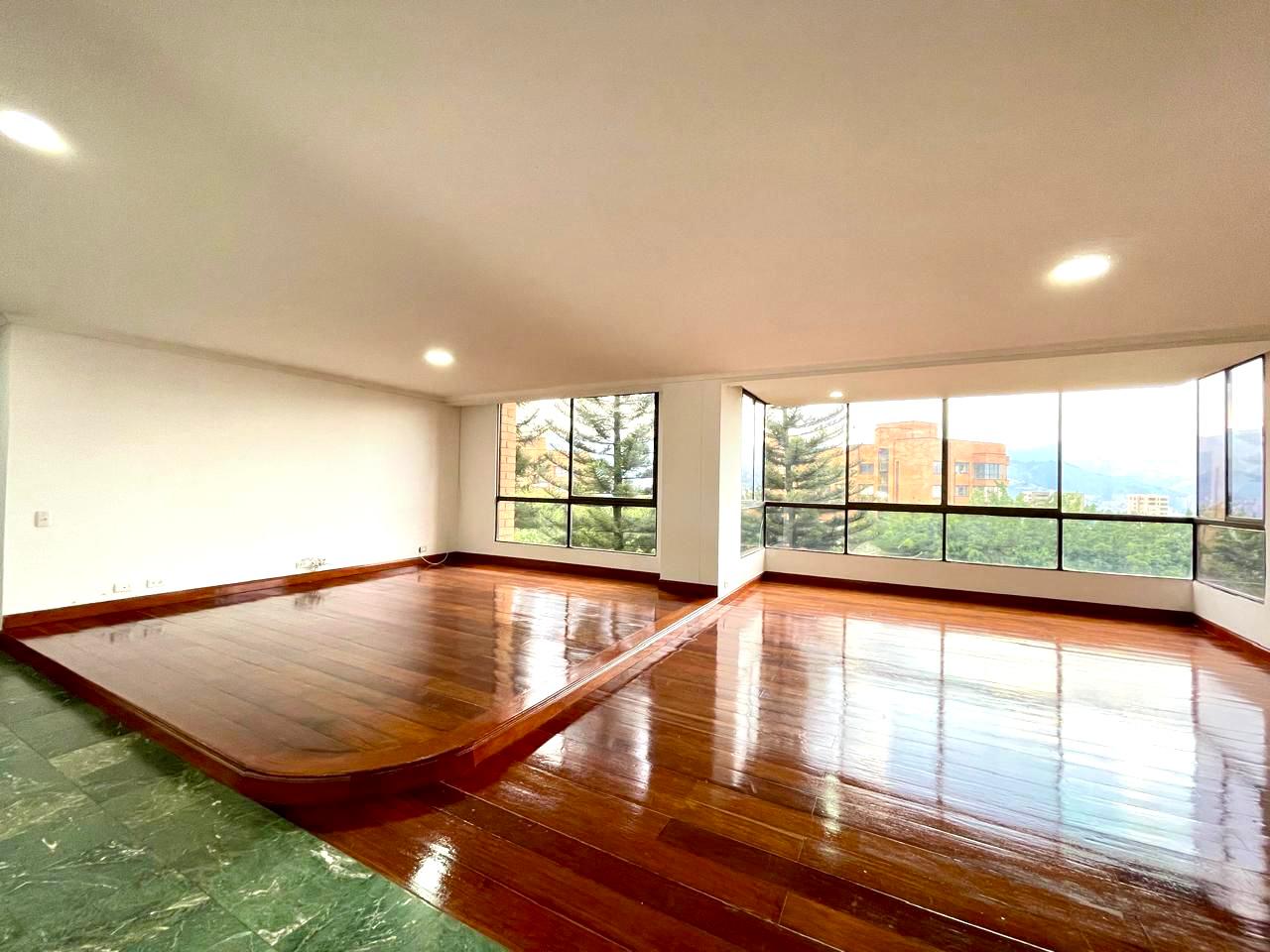 Apartment Opportunity to remodel San Lucas Sector