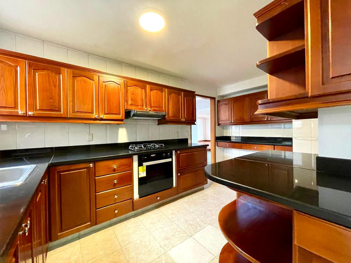 Apartment Opportunity to remodel San Lucas Sector