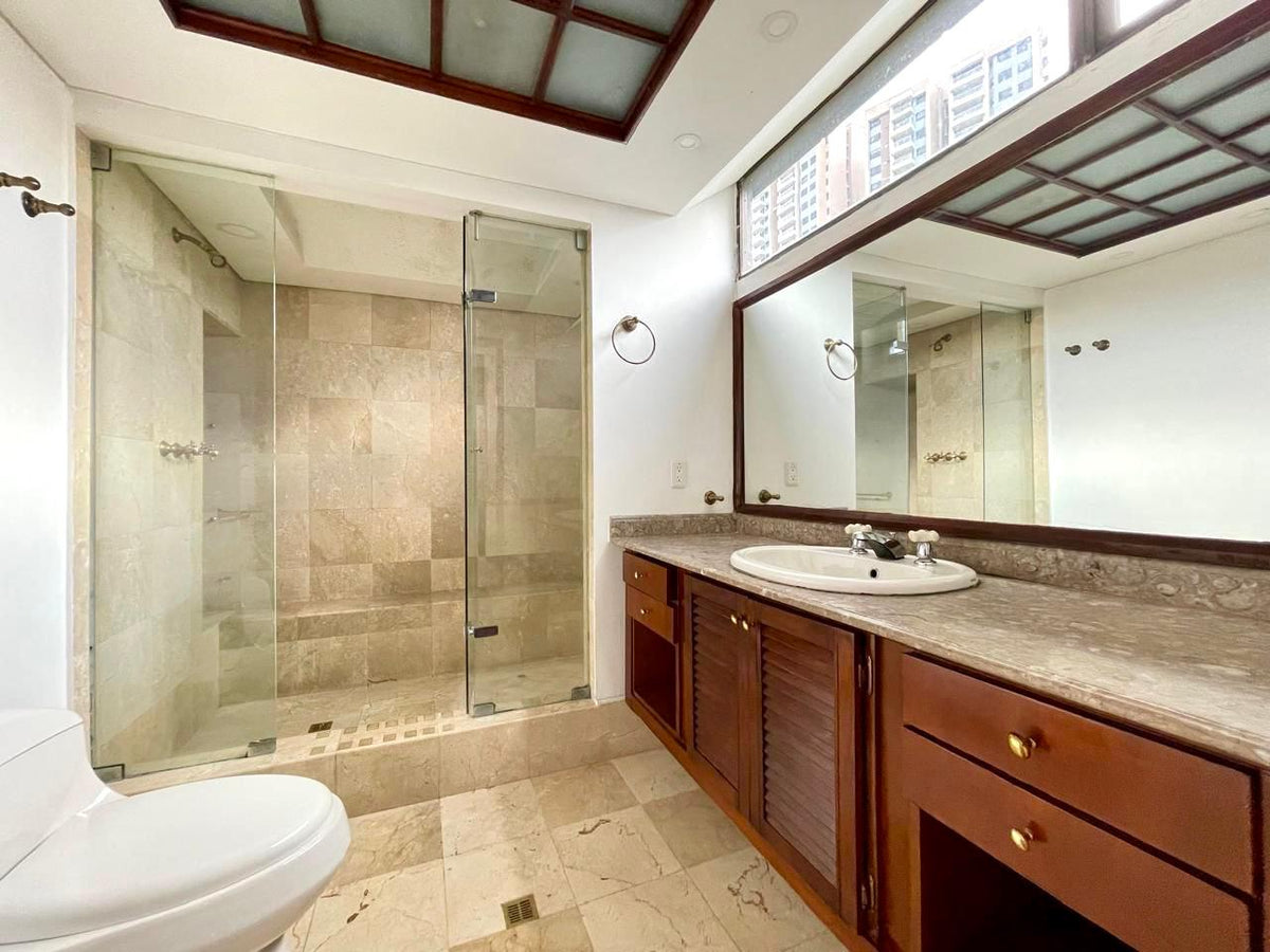 Apartment Opportunity to remodel San Lucas Sector