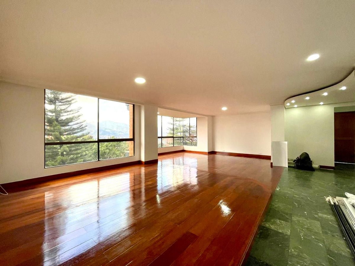Apartment Opportunity to remodel San Lucas Sector