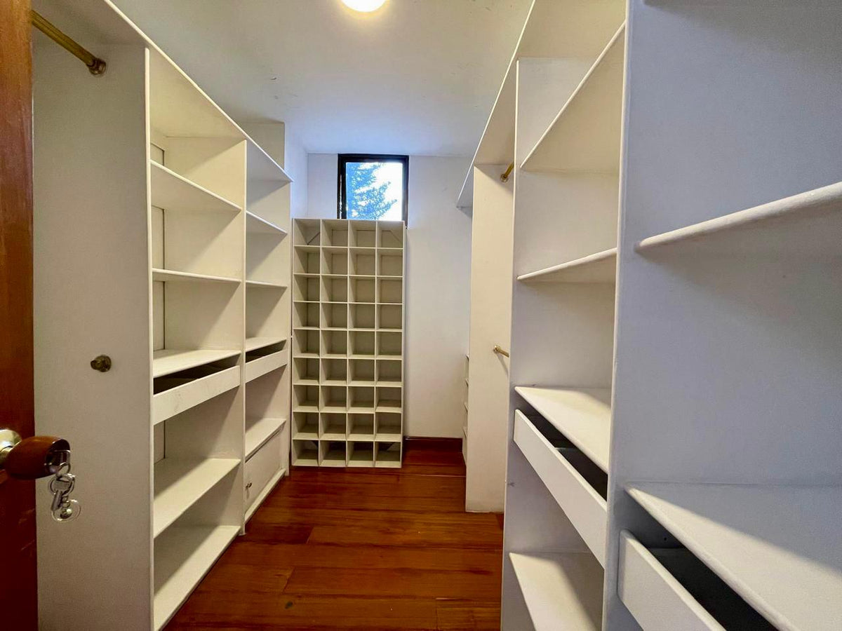 Apartment Opportunity to remodel San Lucas Sector