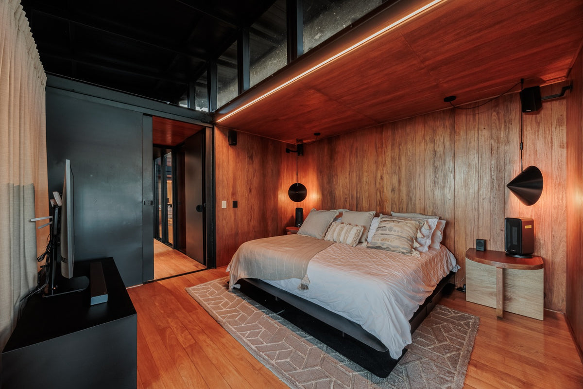 Casa moderna en Alto del Escobero con vista a reserva forestal