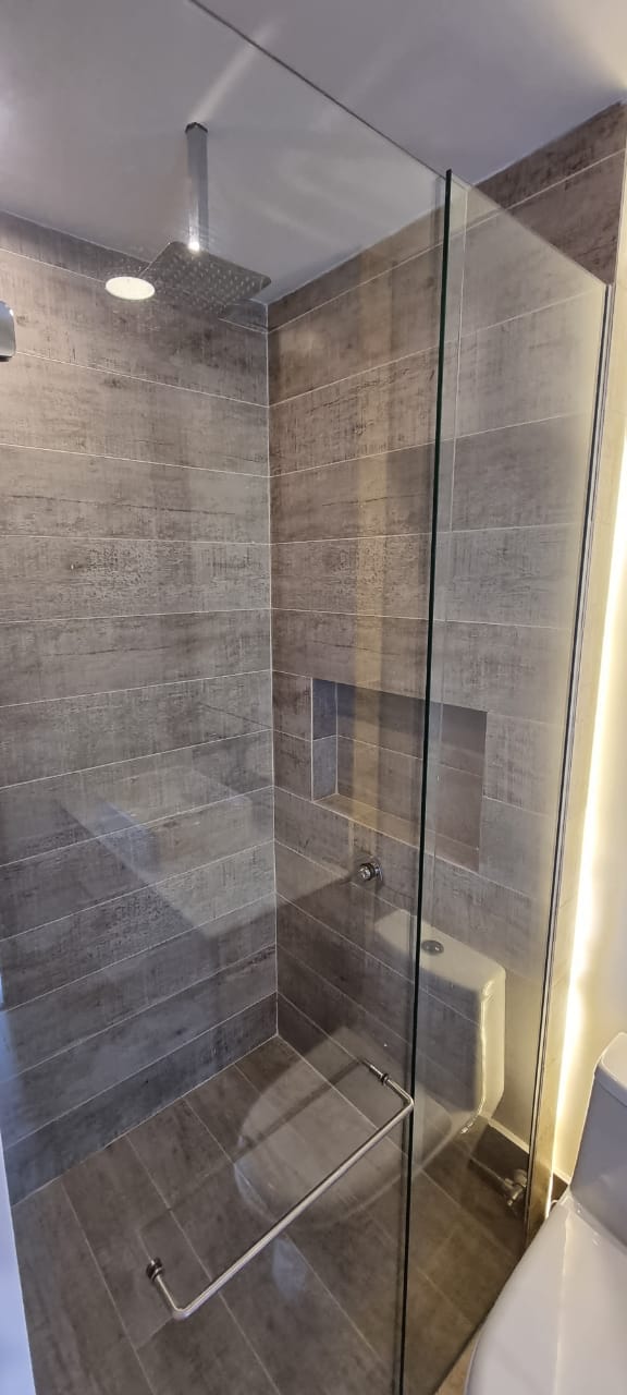Apartamento en El Poblado, 230 m² – Piso alto en sector Lalinde