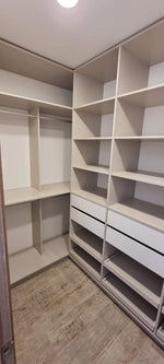 Apartamento en El Poblado, 230 m² – Piso alto en sector Lalinde