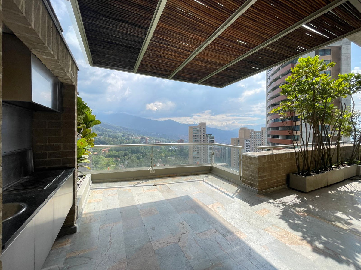 Penthouse Sector Los Balsos con terrazas 360° y vista panorámica