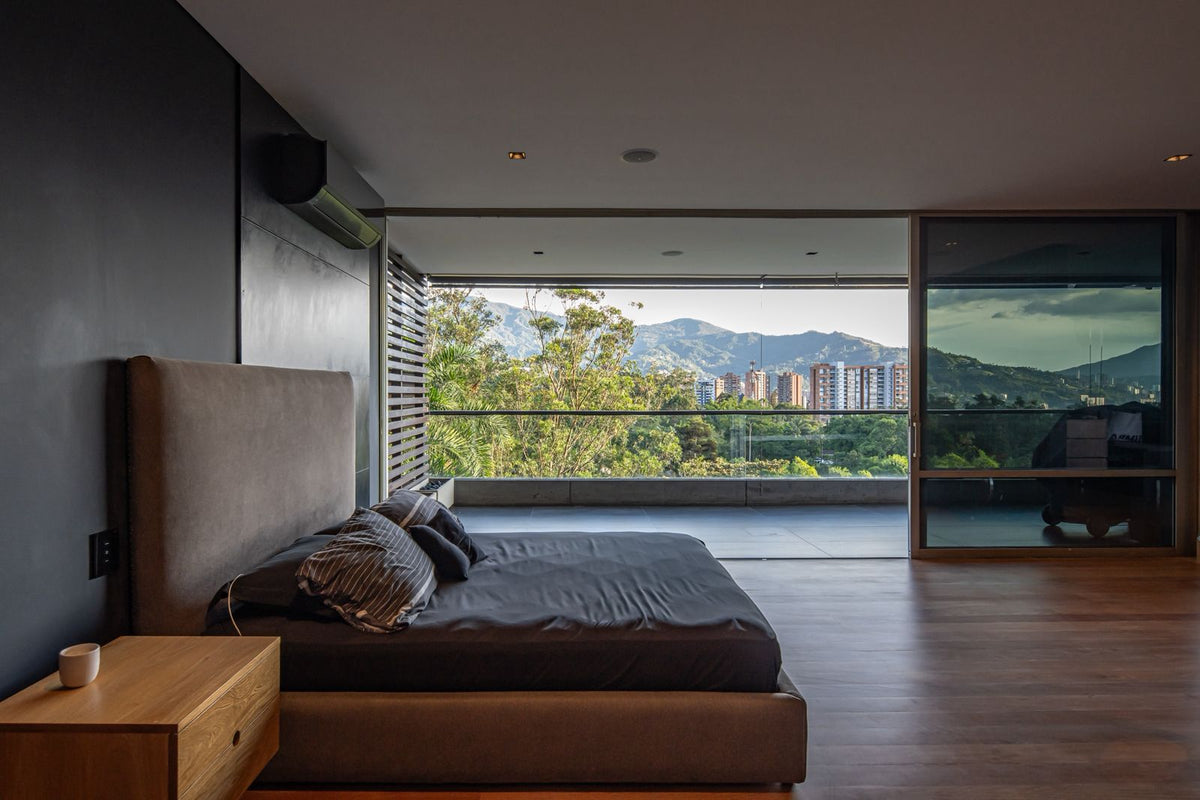 Apartamento dúplex en San Lucas, El Poblado – 170 m² con vista verde y amplios balcones