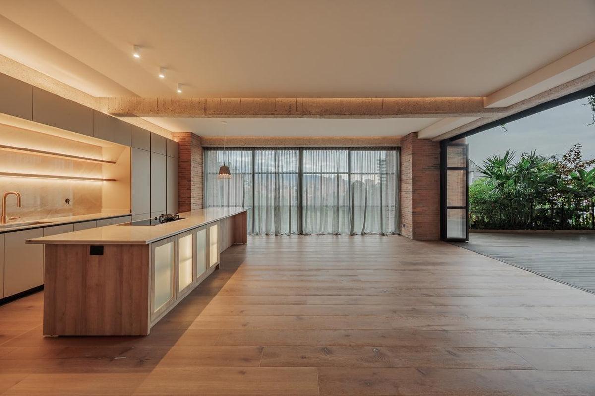 Apartamento sin amoblar de 308 m² con terraza y jacuzzi en El Poblado