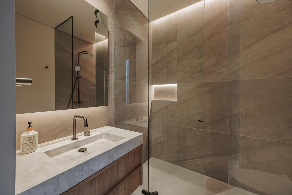 Apartamento sin amoblar de 308 m² con terraza y jacuzzi en El Poblado