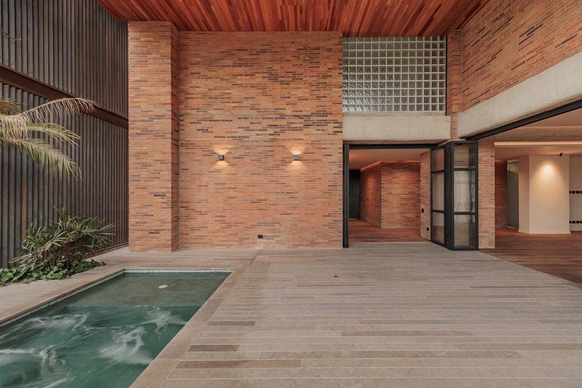 Apartamento sin amoblar de 308 m² con terraza y jacuzzi en El Poblado