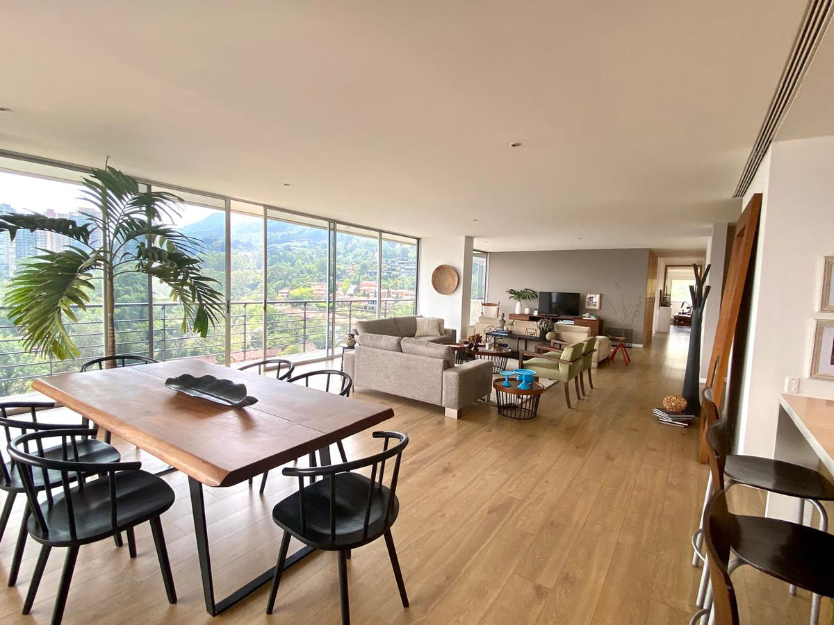Apartment in San Lucas, El Poblado of 267 m² with balcony and city view
