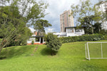 Casa de campo en la ciudad para Remodelar con Gran Lote de 1.155 m² en El Poblado