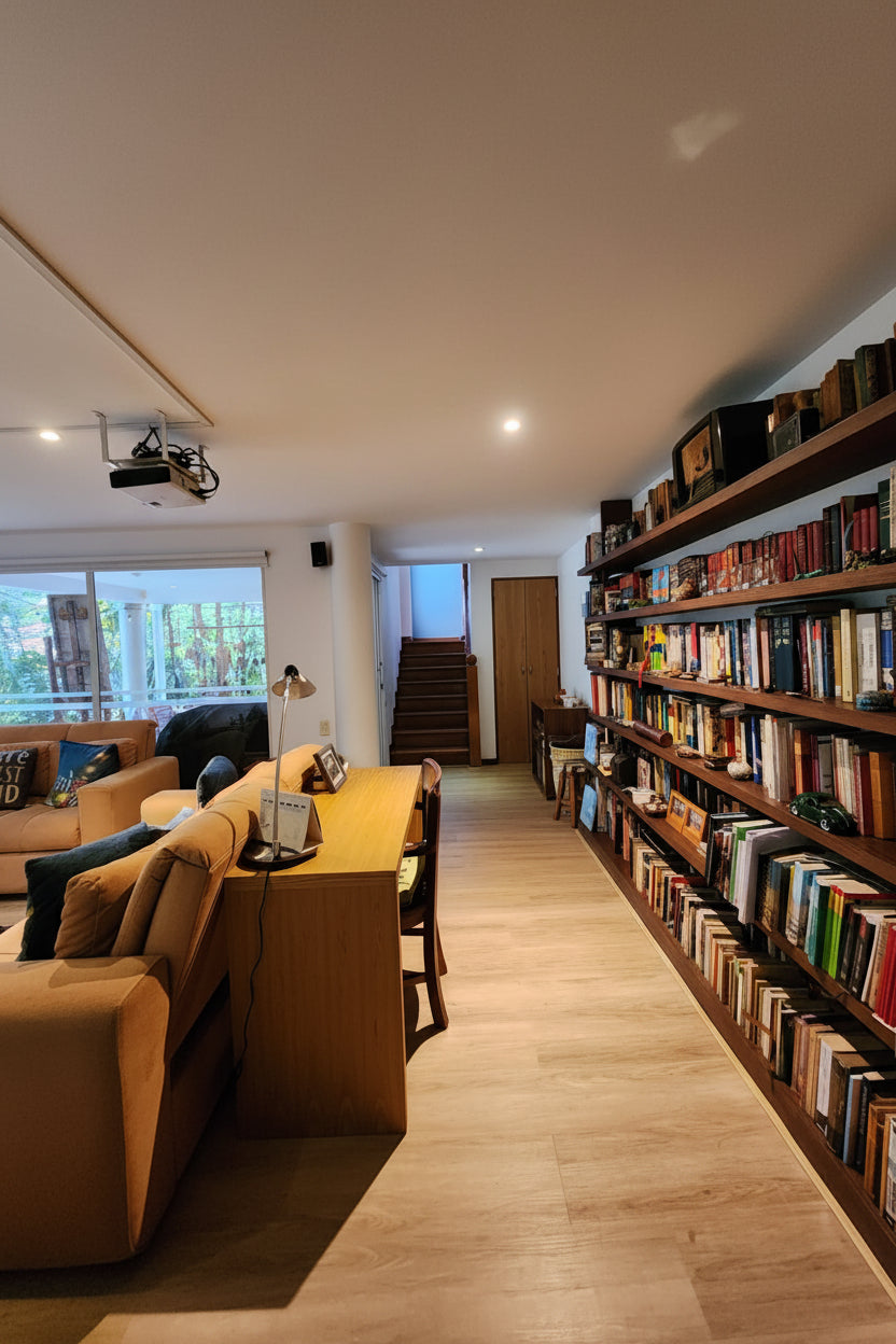 Casa triplex de 271 m² en unidad cerrada en San Lucas con terraza privada