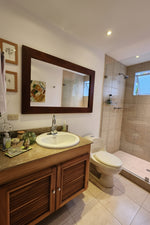 Casa triplex de 271 m² en unidad cerrada en San Lucas con terraza privada
