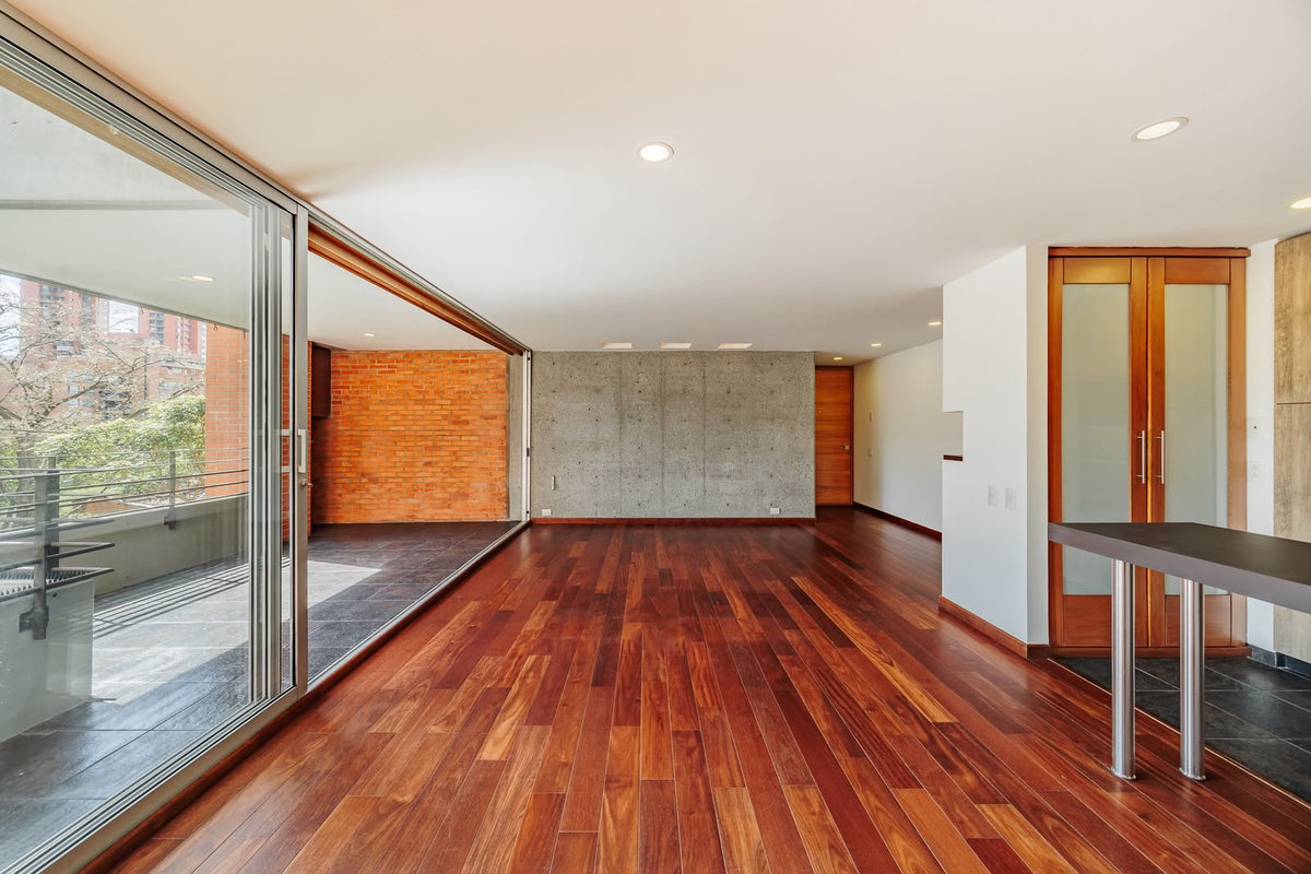 Apartamento de 167 m² con terrazas, estudio y cocina abierta en La Florida, El Poblado