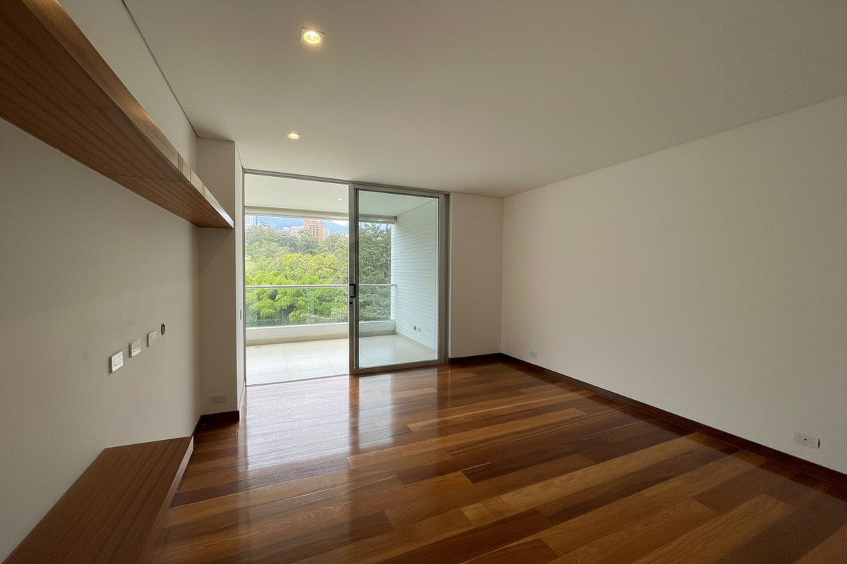 Vive frente al Club Campestre: apartamento con vista, amplitud y privacidad