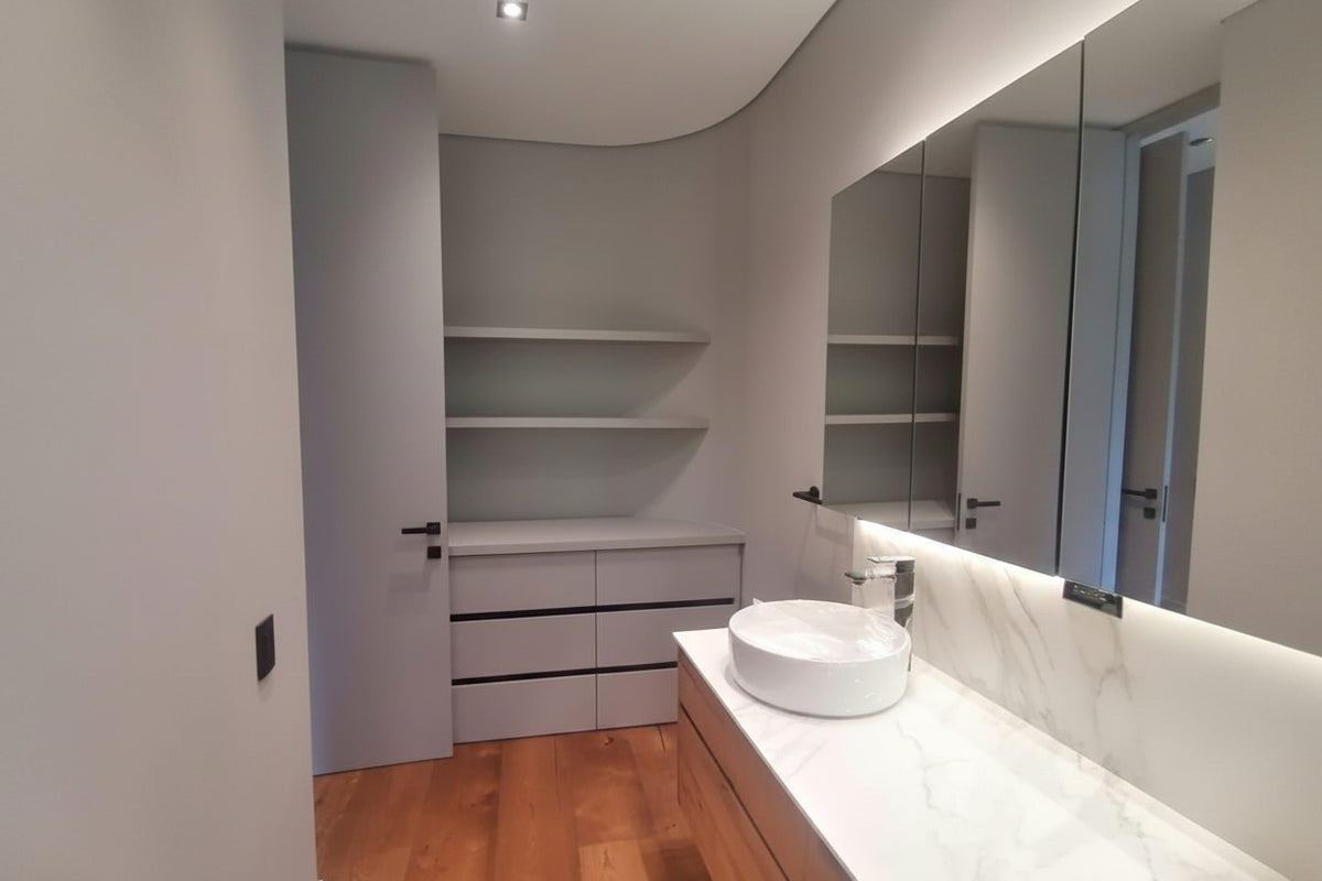 Apartamento de 202 m² en edificio boutique con jardineras, cerca de El Tesoro