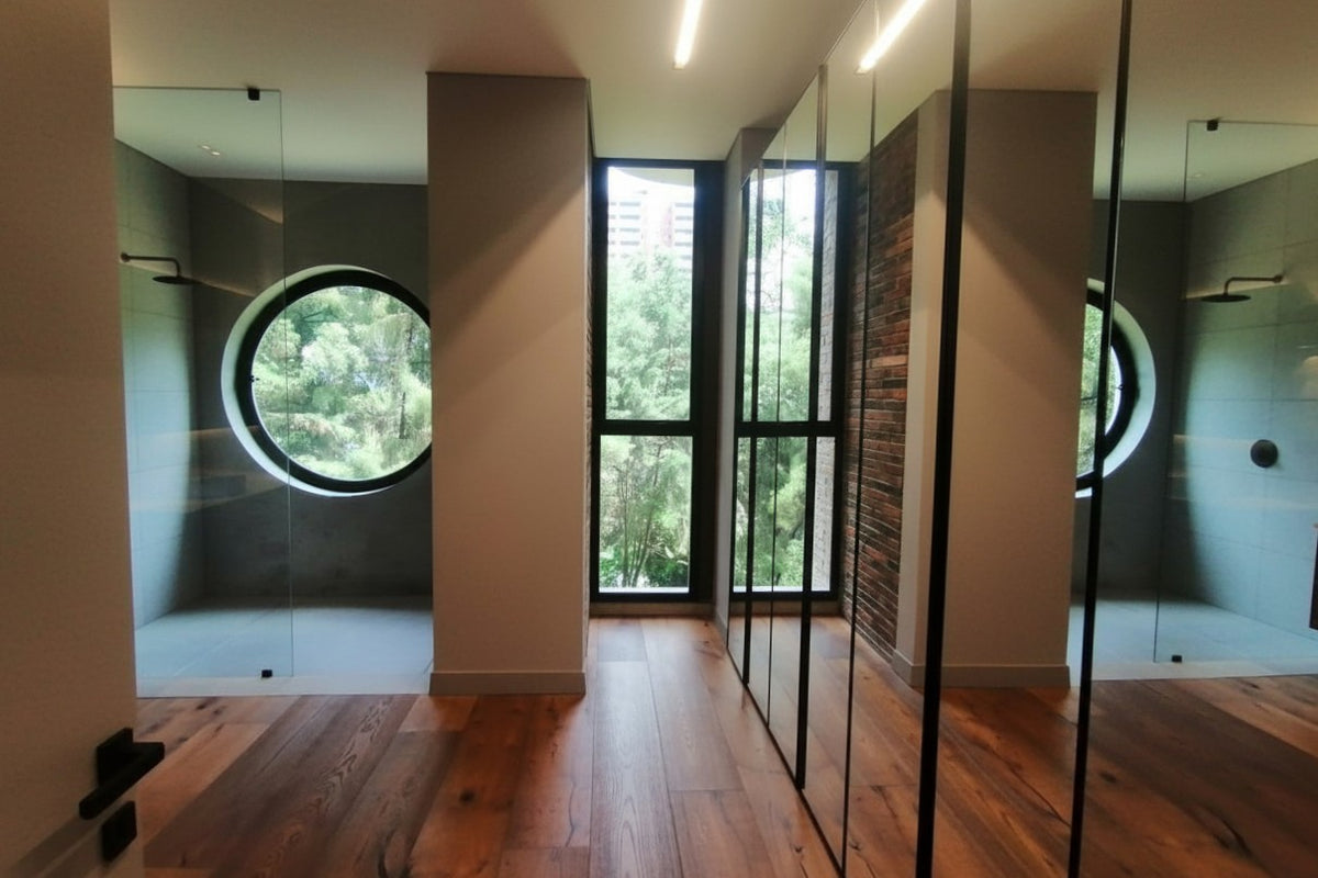 Apartamento de 202 m² en edificio boutique con jardineras, cerca de El Tesoro