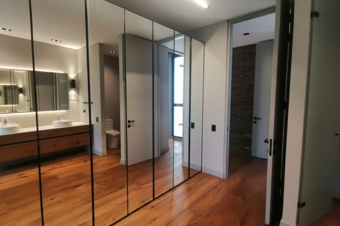 Apartamento de 202 m² en edificio boutique con jardineras, cerca de El Tesoro