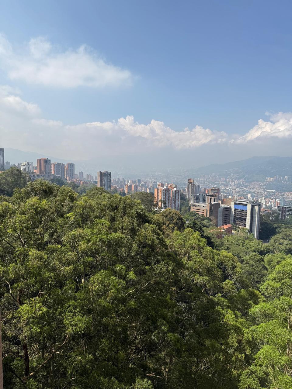 Apartamento con increíble vista en Cola del Zorro, El Poblado | 173,18 m²
