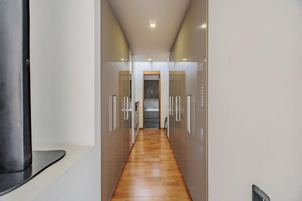 Penthouse Duplex en Provenza con Estilo Industrial 1 BR + estudio