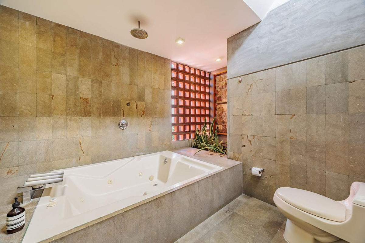 Penthouse Duplex en Provenza con Estilo Industrial 1 BR + estudio