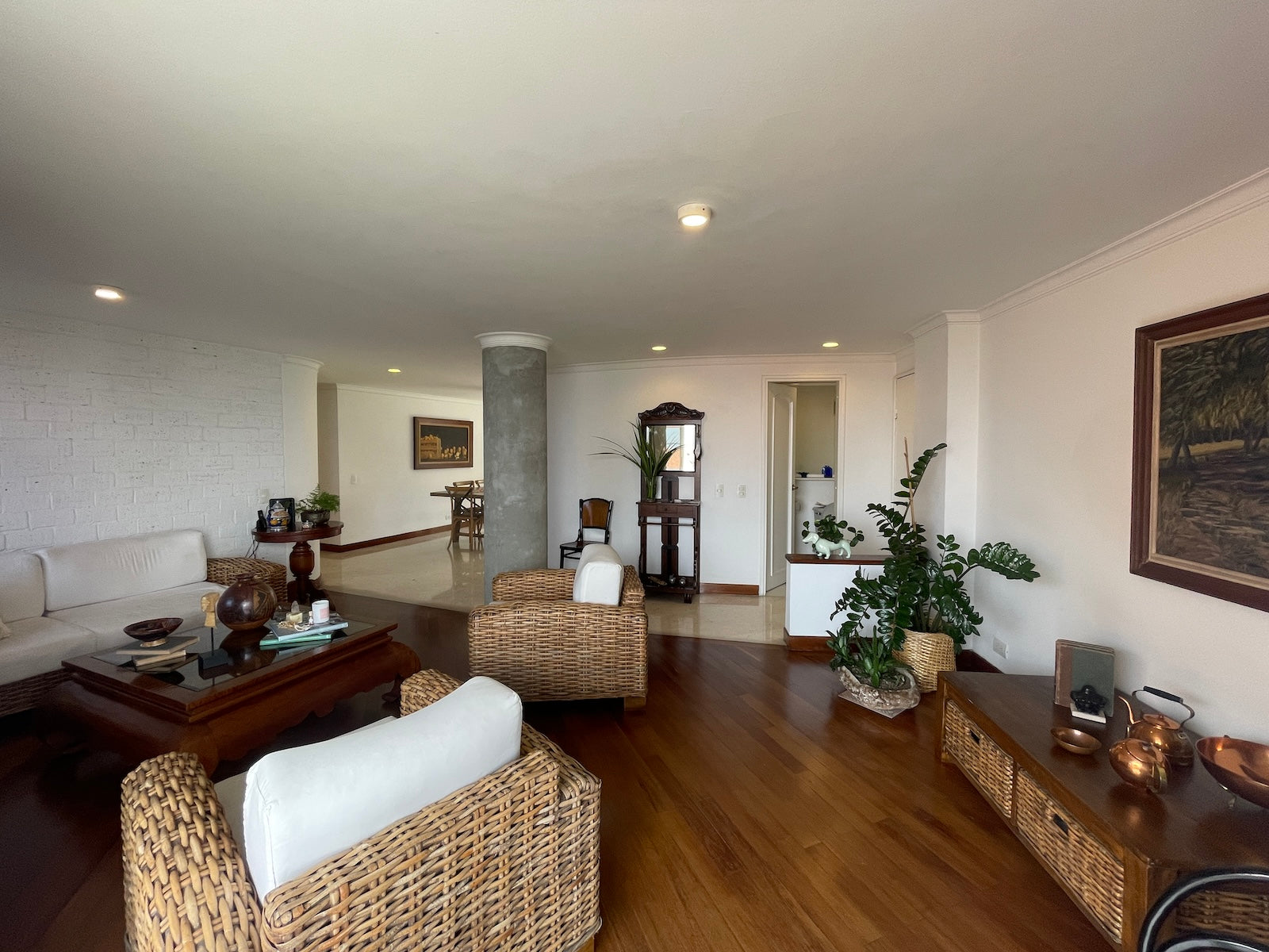 Apartment in the Loma de Las Santas Sector, 3 BR 