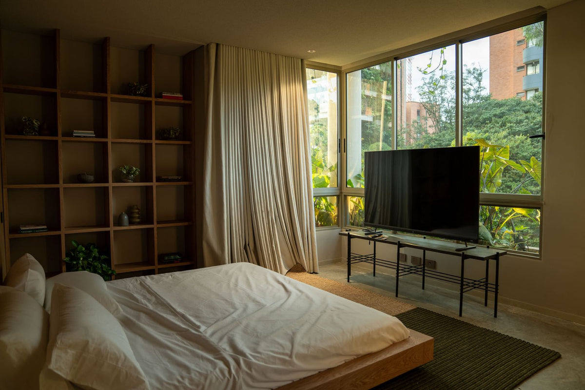 Luxury Apartment in Vizcaya Sector 2 BR