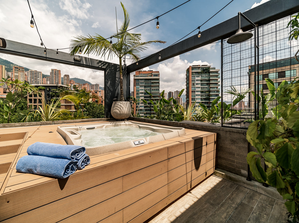 Penthouse de lujo en Provenza con terraza privada y jacuzzi, Medellín
