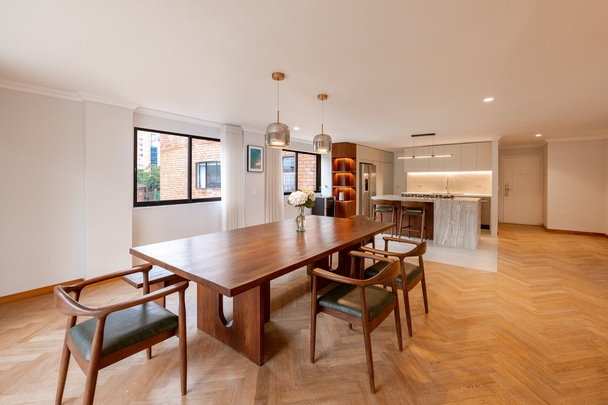 Penthouse Duplex con Rooftop, Jacuzzi & Turco Sector Provenza 3 BR