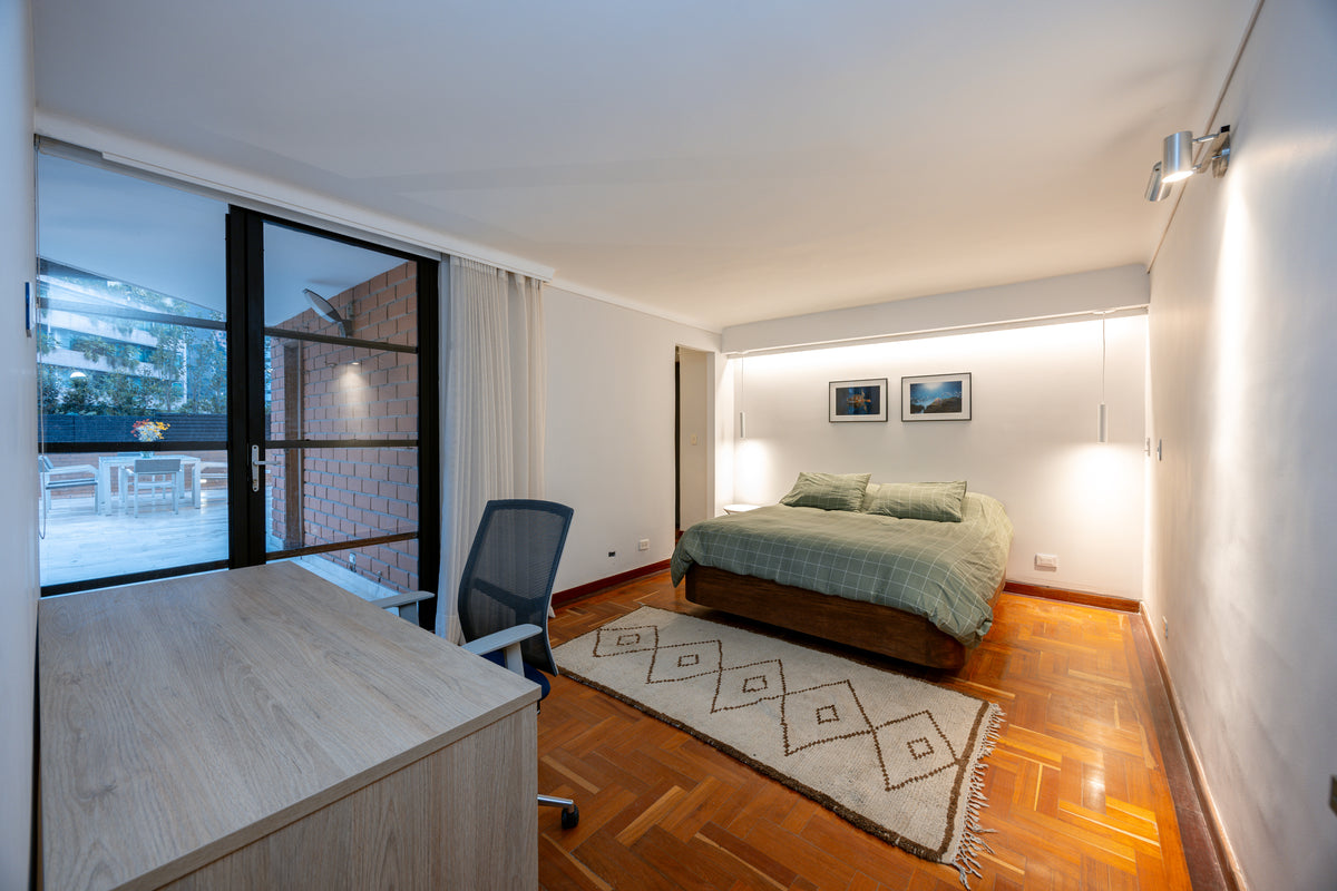 Penthouse Duplex con Rooftop, Jacuzzi & Turco Sector Provenza 3 BR