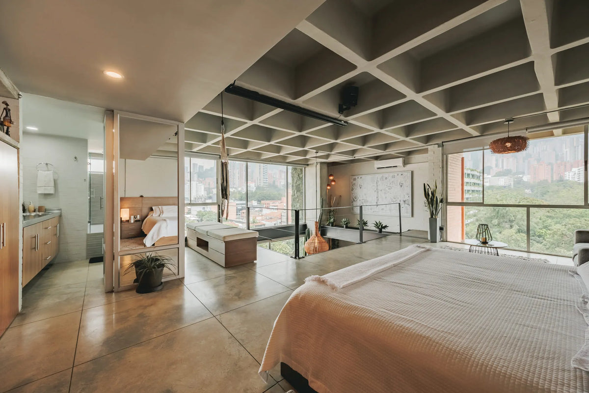 Apartamento tipo loft en El Poblado para renta mensualIdeal para pareja o profesional, totalmente amoblado y con diseño moderno.