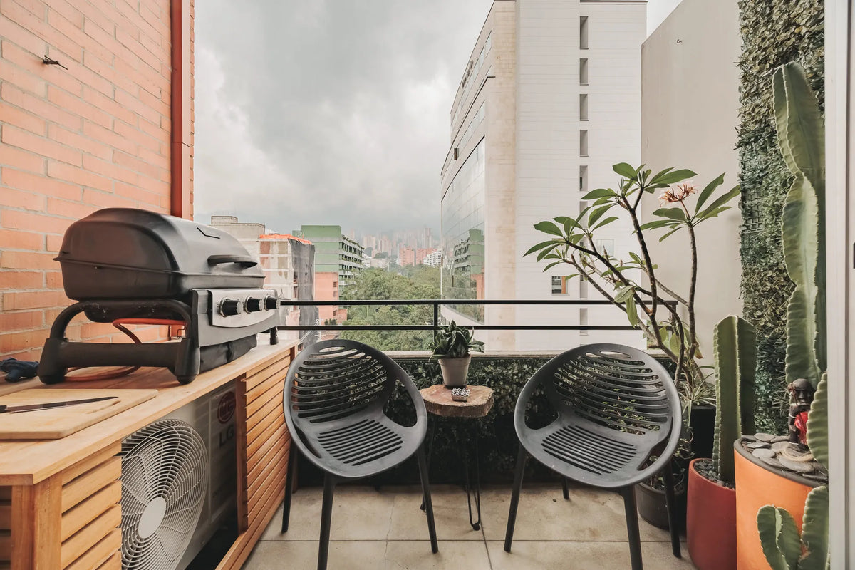 Apartamento tipo loft en El Poblado para renta mensualIdeal para pareja o profesional, totalmente amoblado y con diseño moderno.