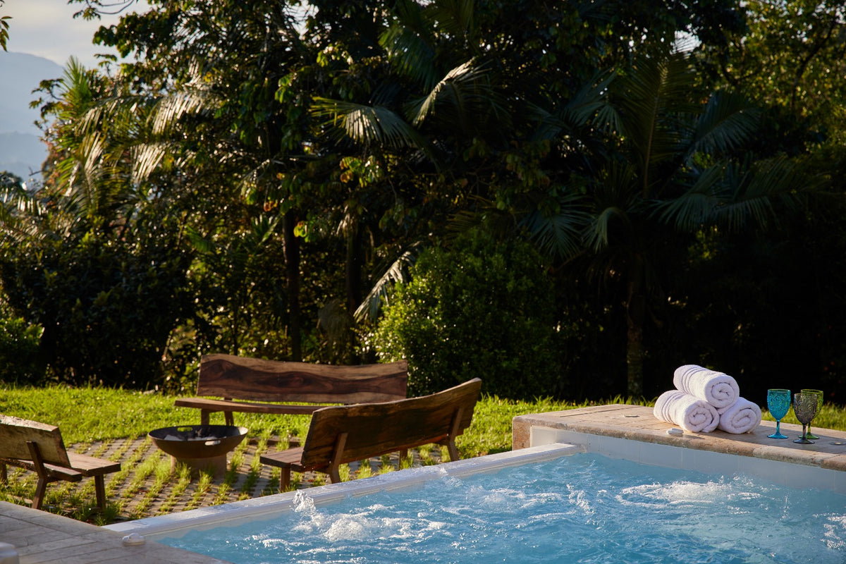 Casa campestre Loma del Escobero 3 BR con Jacuzzi